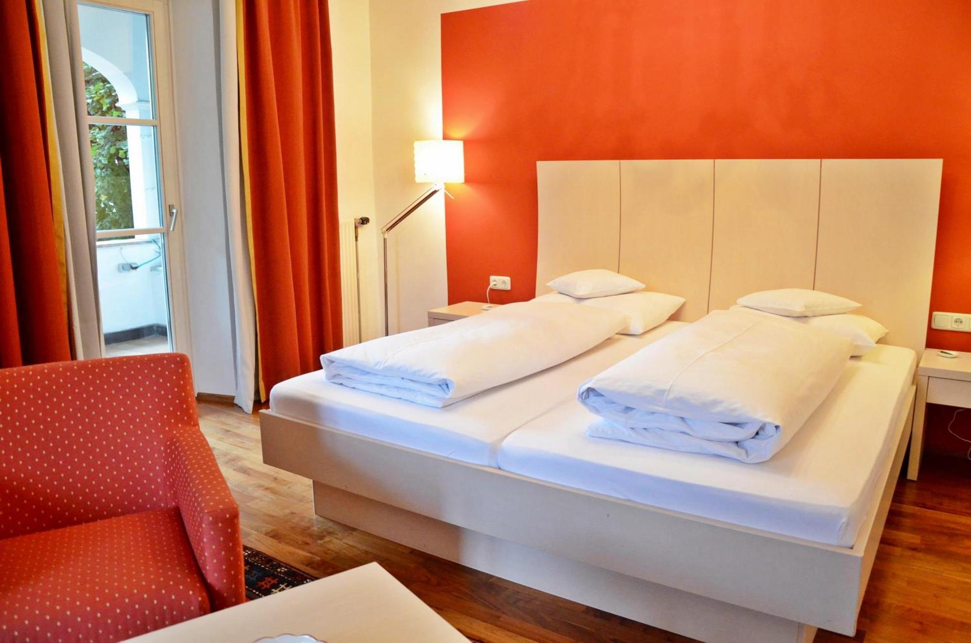 Aktivhotel Foettinger Щайнбах ам Атерзее Стая снимка